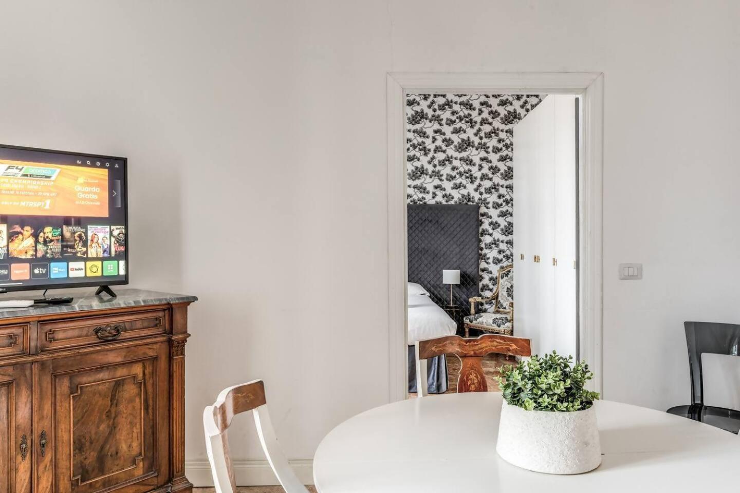 Lovely Renovated Flat By Vatican Roma Ngoại thất bức ảnh